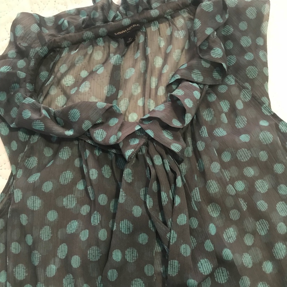 Banana Republic Sheet Polka Dot Blouse! 💙